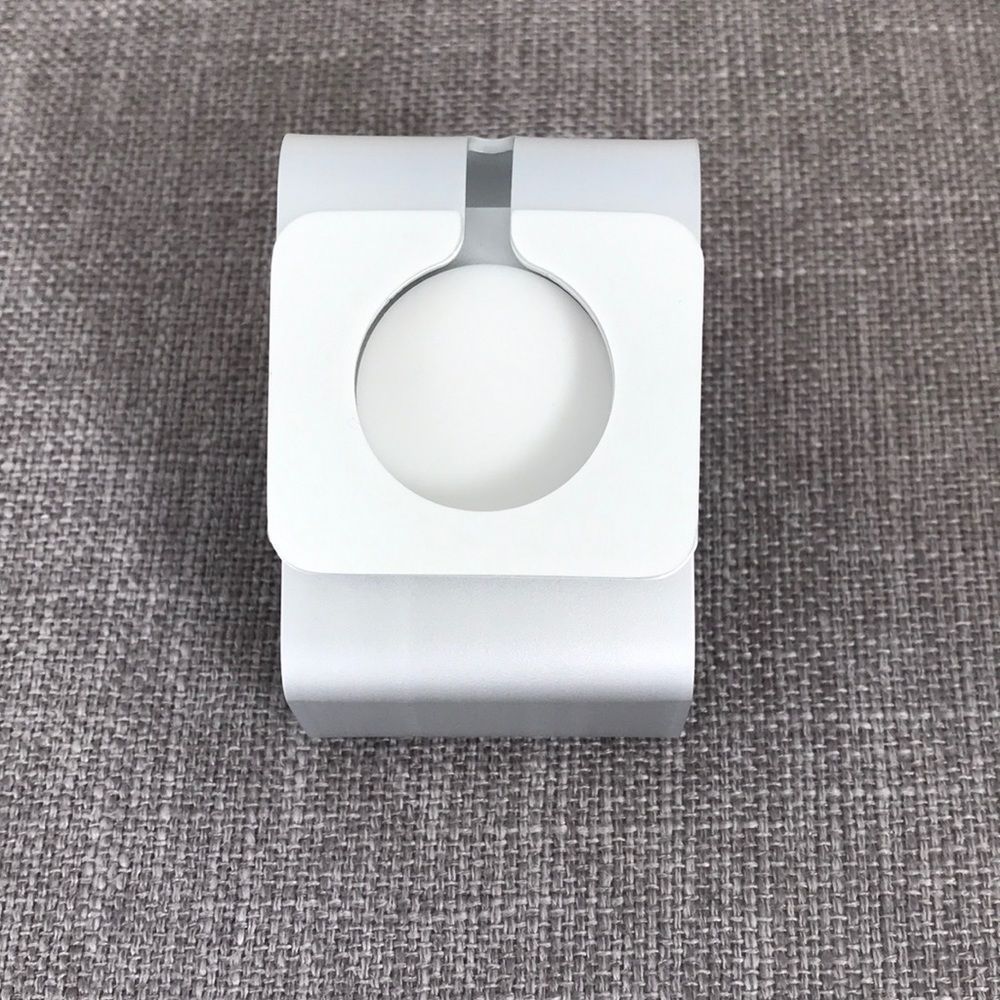 mobi.D™️ iwatch stand (silver)